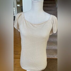 Elle Tahari Golden Tan Fitted Cap Sleeve Knit Blouse- Size medium